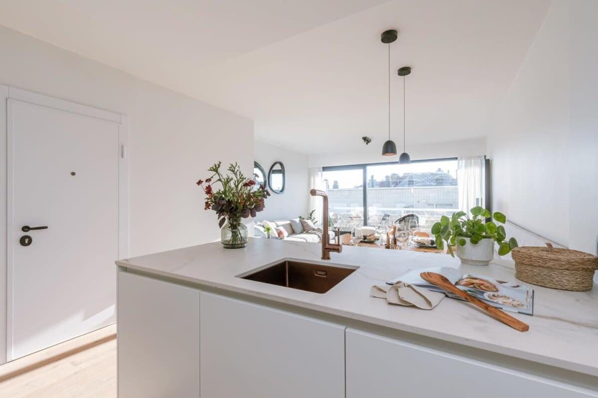 Stunning And Modern Apartment With Sunny Balcony Кнокке-Гейст Екстер'єр фото