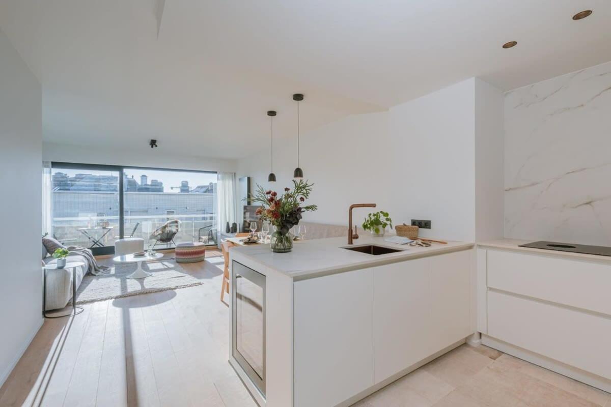 Stunning And Modern Apartment With Sunny Balcony Кнокке-Гейст Екстер'єр фото