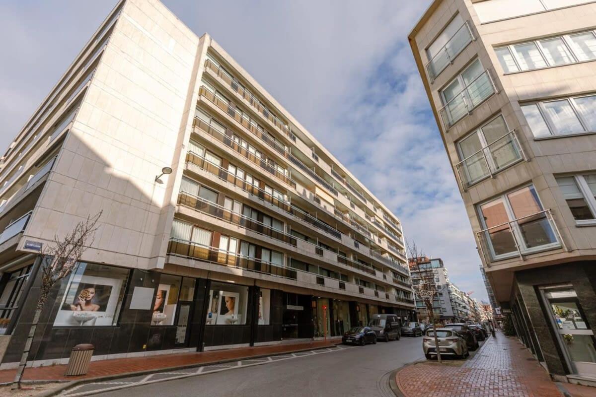 Stunning And Modern Apartment With Sunny Balcony Кнокке-Гейст Екстер'єр фото