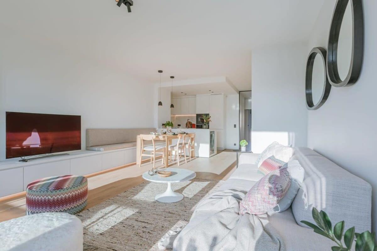 Stunning And Modern Apartment With Sunny Balcony Кнокке-Гейст Екстер'єр фото