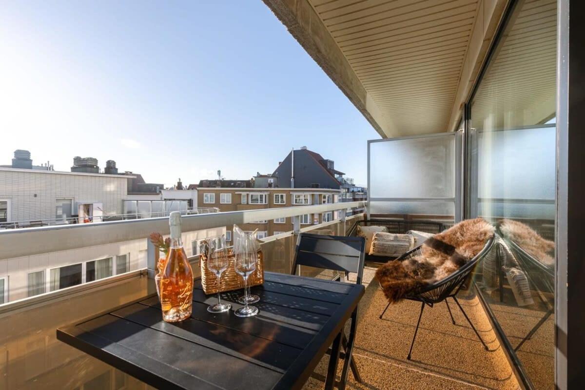 Stunning And Modern Apartment With Sunny Balcony Кнокке-Гейст Екстер'єр фото