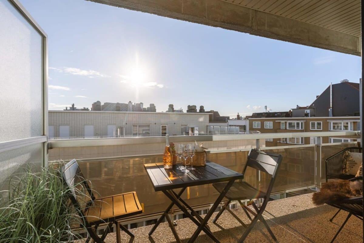 Stunning And Modern Apartment With Sunny Balcony Кнокке-Гейст Екстер'єр фото