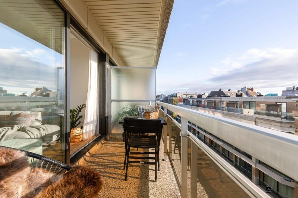 Stunning And Modern Apartment With Sunny Balcony Кнокке-Гейст Екстер'єр фото